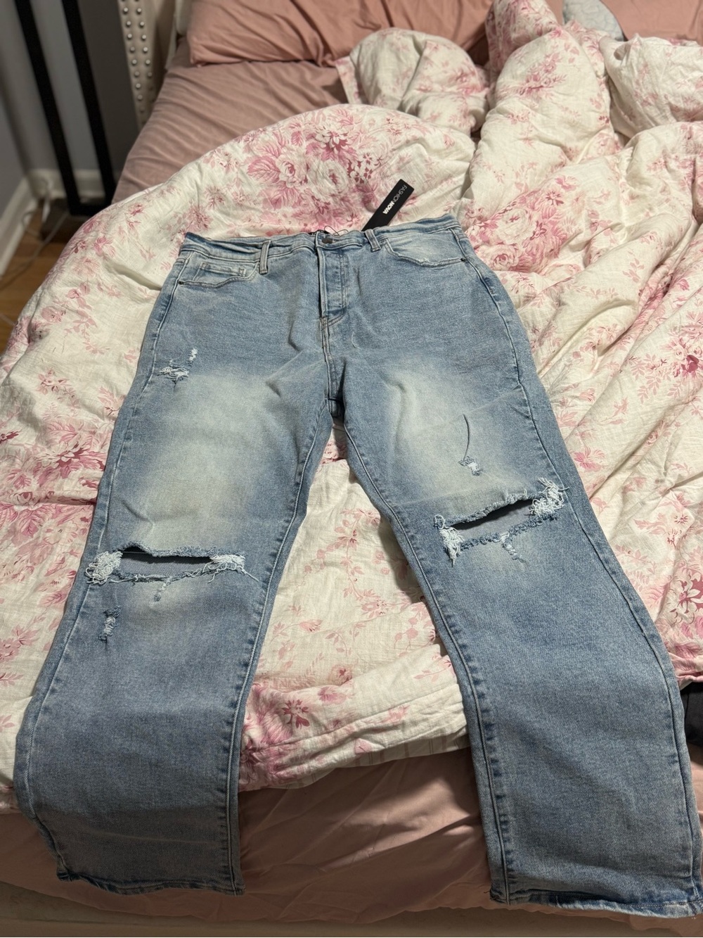 Fashion Nova Men's Light Wash Distressed Relaxed Jeans